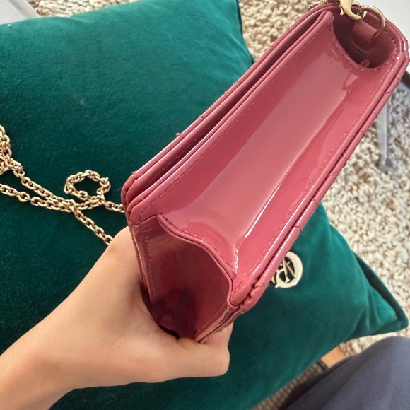 Perfect Condition Christian Dior Pink Quilted Cannage Chain Bag - Picture 6 of 10